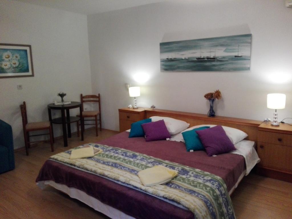 Apartman Drazin Kastela Exterior photo