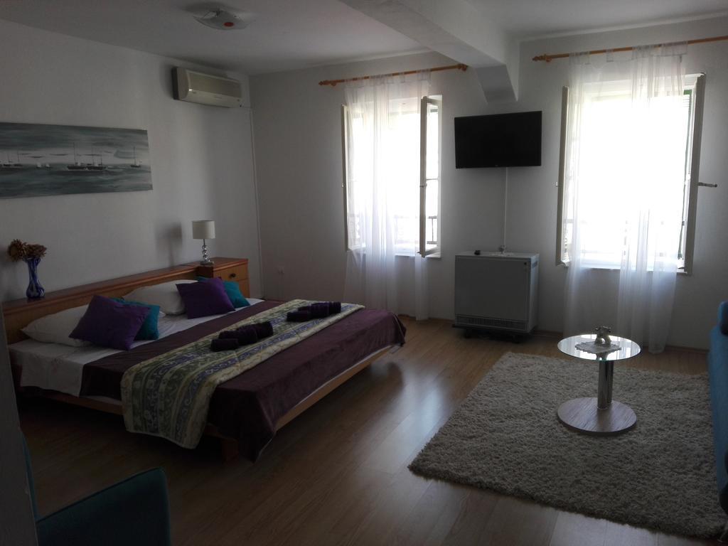 Apartman Drazin Kastela Exterior photo